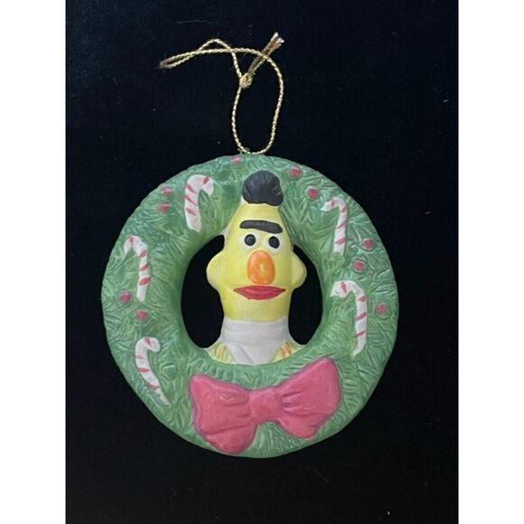 Vintage Sesame Street Bert Wreath Christmas Ornament Muppets 1988 - Picture 1 of 3
